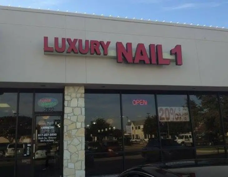 Luxury Nail 1 Near Me in Fort Worth
