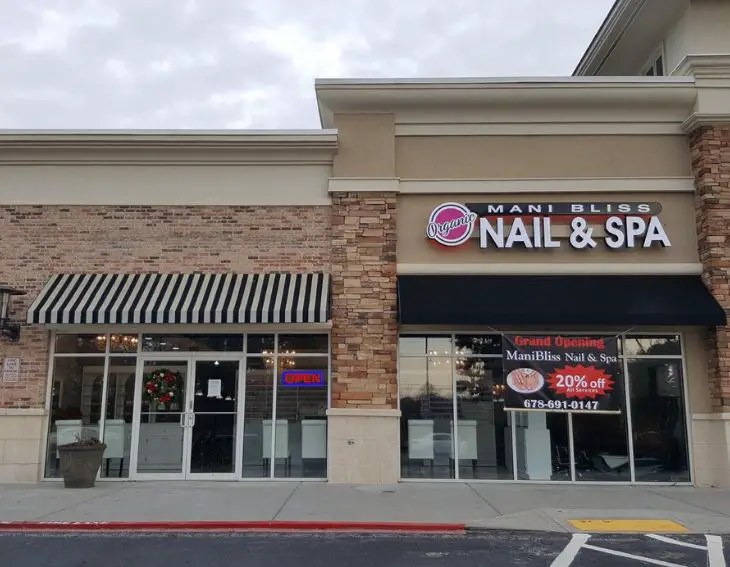 Manibliss Organic Nails & Spa Near Me in Atlanta