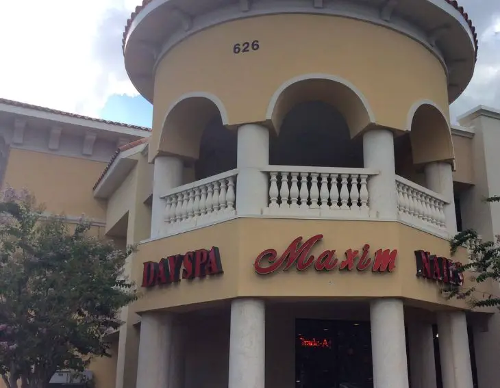 Maxim Nails & Day Spa Near Me in Orlando