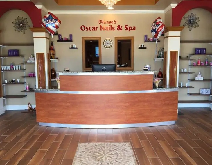 Oscar Nail & Spa Near Me in Greenville