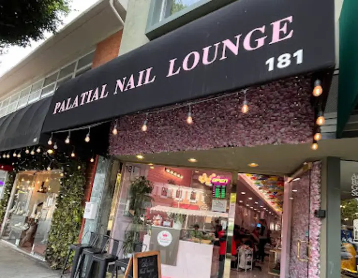 Palatial Nail Lounge Near Me in Beverly Hills