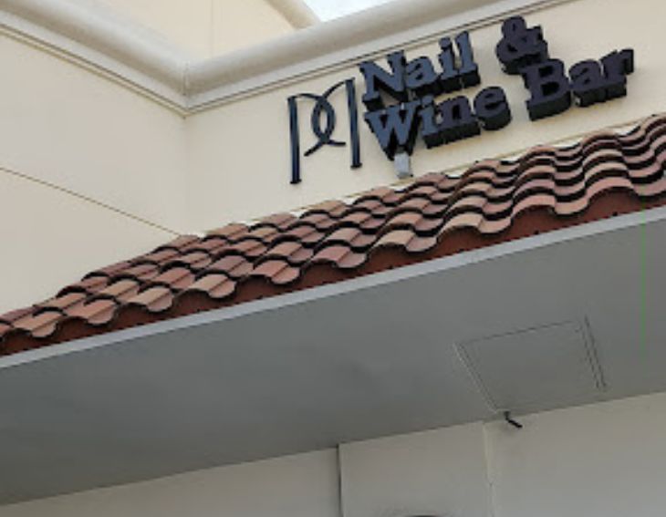 Pour and Polish - Nail Salon/Wine Bar Boca Raton Near Me in Boca Raton