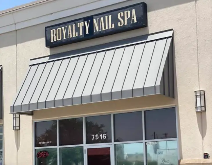 Royalty Nail Spa & Lounge Near Me in Cleveland