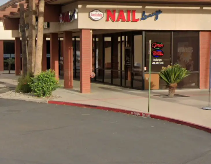 Scottsdale Nail Lounge Near Me in Scottsdale