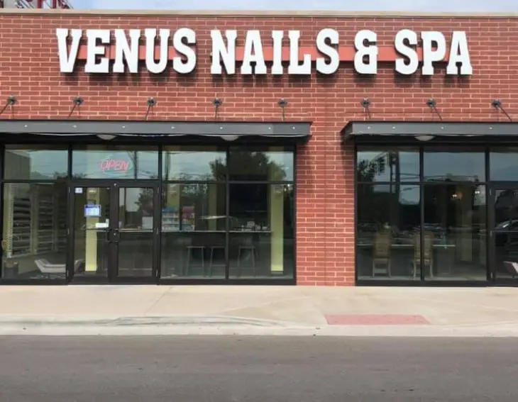 Venus Nails & Spa @ The Village Near Me in Oklahoma City