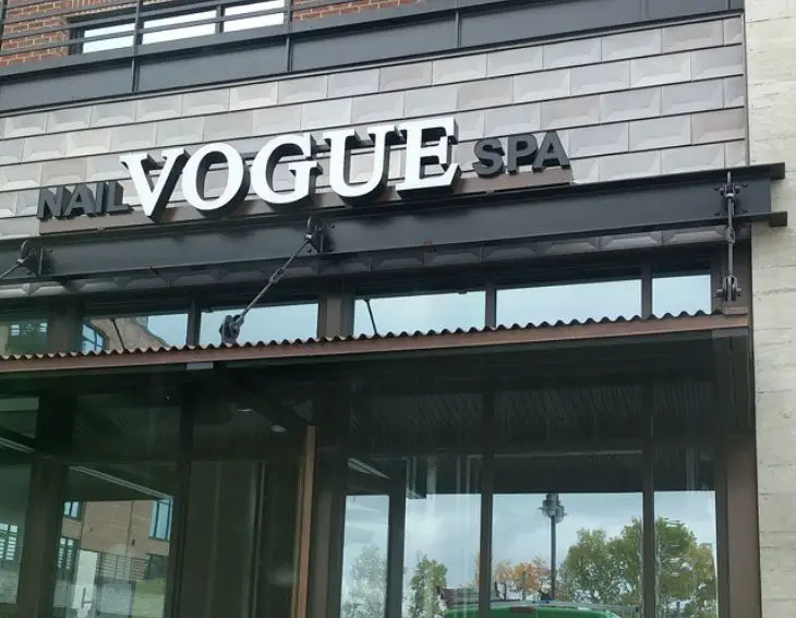 Vogue Nail Spa Near Me in Indianapolis