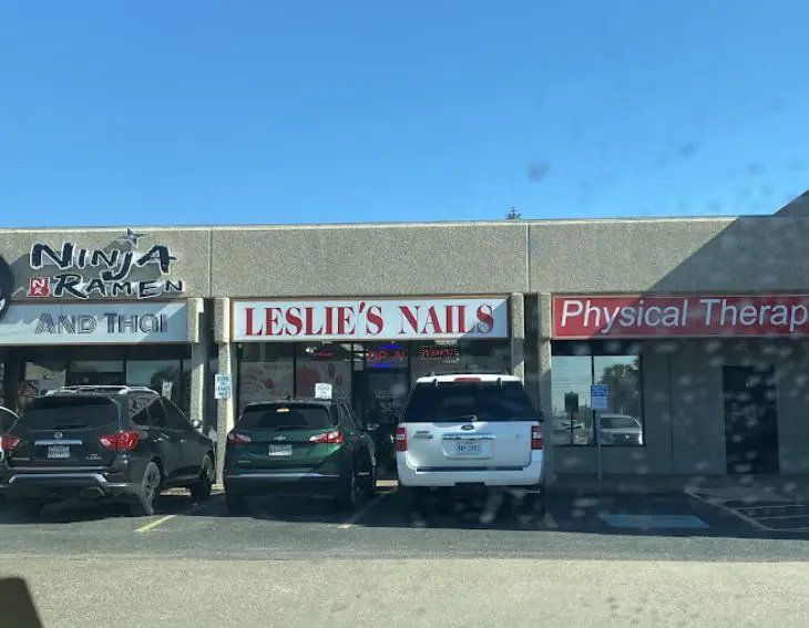 Leslie's Nails & Spa Near Me in Corpus Christi