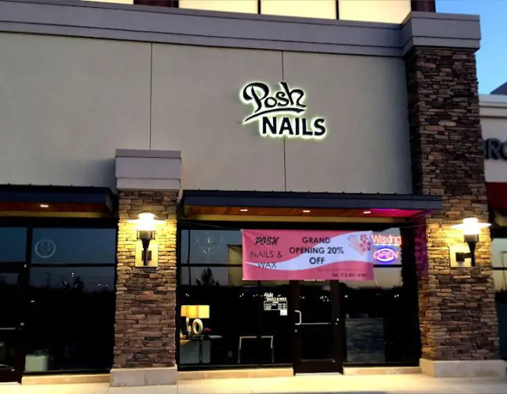 Posh Nails (Overland Park) Near Me in Overland Park