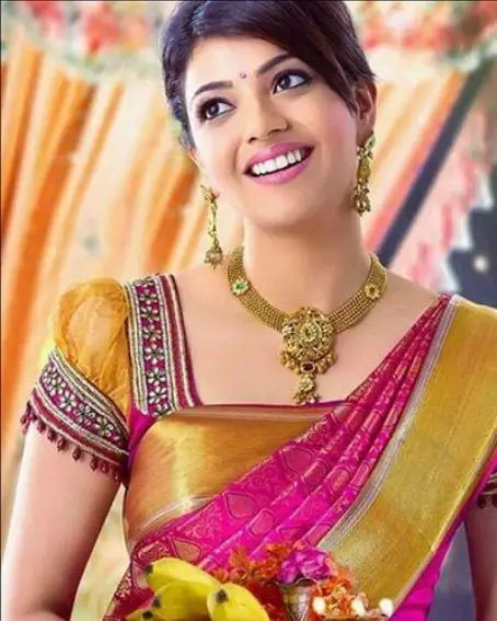 Traditional Puff Sleeve Short Hands Blouse Designs