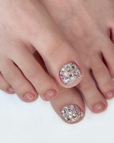 Acrylic Rhinestone Fall Toe Nail Design