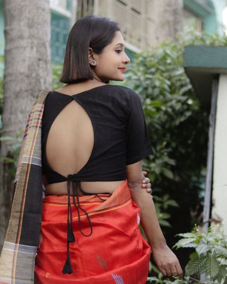 Black Cotton Silk Backless Blouse With Latkan With Red Saree