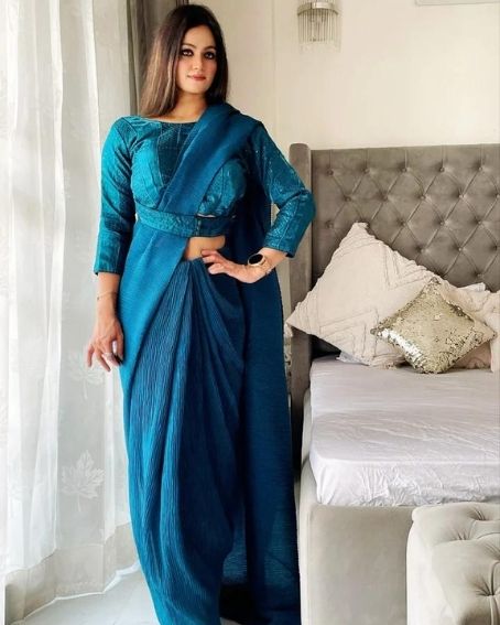 Blue Color Crushed Saree With Fancy Attached Belt Blouse