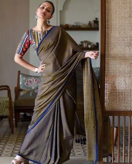 Brown Cotton Blend Solid Plain Saree