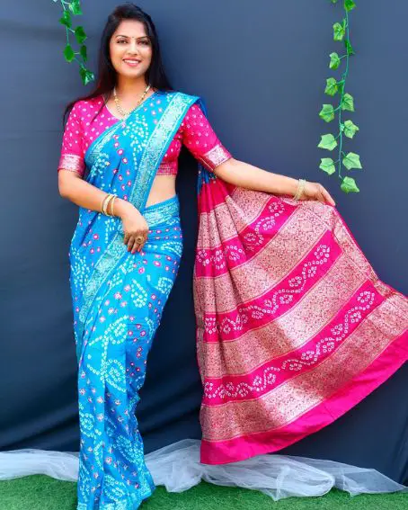 Firozi And Hot Pink Weaving Festival Bandhej Saree