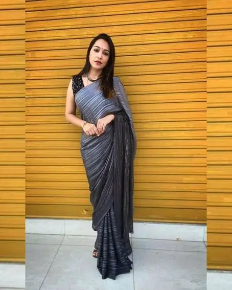 Gray and Black Combinated Dualtone Chiffon Sequins Saree