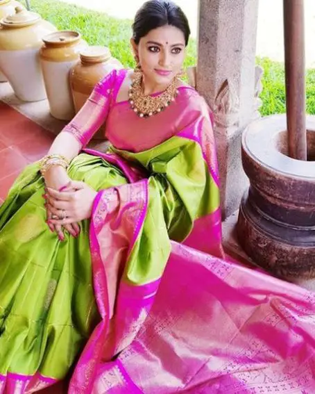 Green Madurai Sungudi Cotton Saree