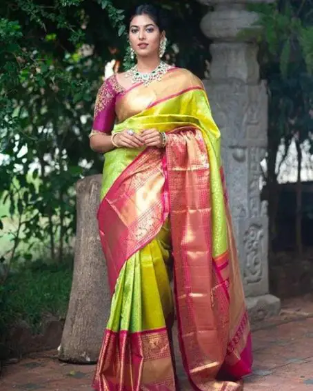 Green Silk Banarasi Saree With Blouse