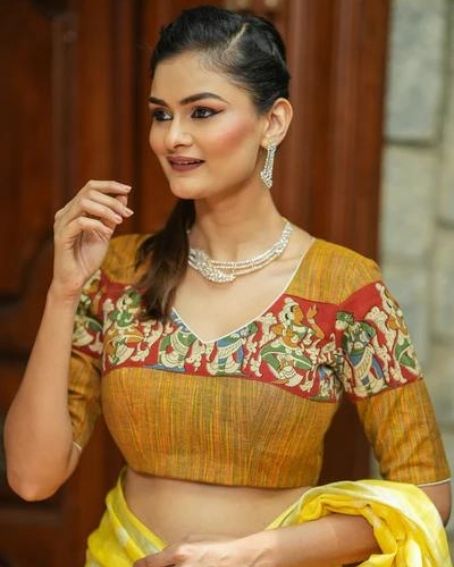 Honey brown handloom V-neck blouse with hand-painted Kalamkari band