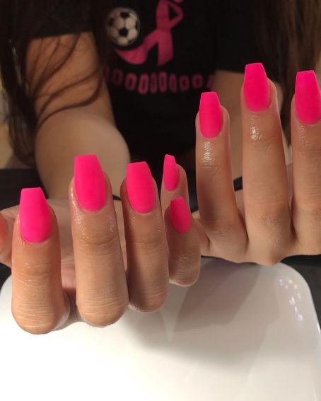 Hot Pink coffin shape homecoming nail designs
