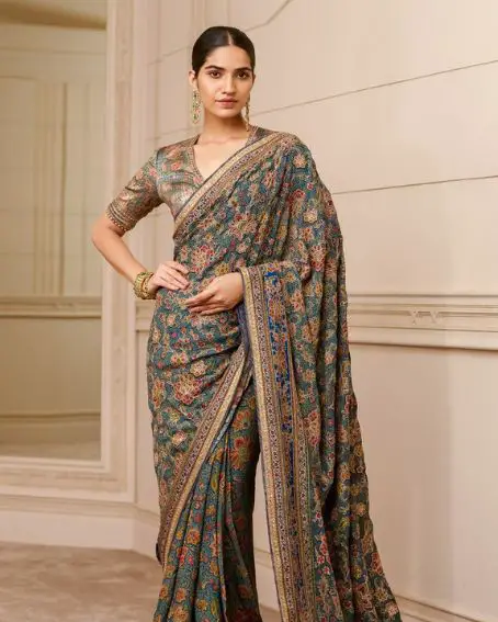 Multi Color Floral Pattern Saree With Printed Blouse