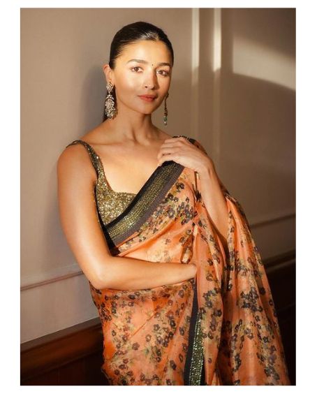 Orange Floral Late Saree with Sleeveless Blouse