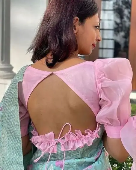 Pink Stylish Backless Blouse with Tassel