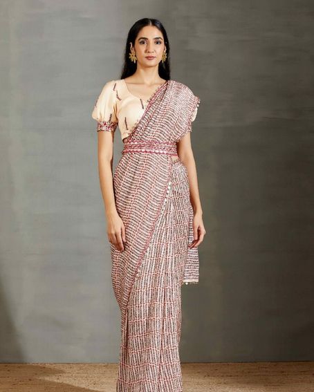 Printed Saree With Coin Work Puff Sleeve Blouse