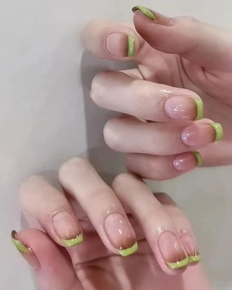 Square French Green False Nails Acrylic Nails