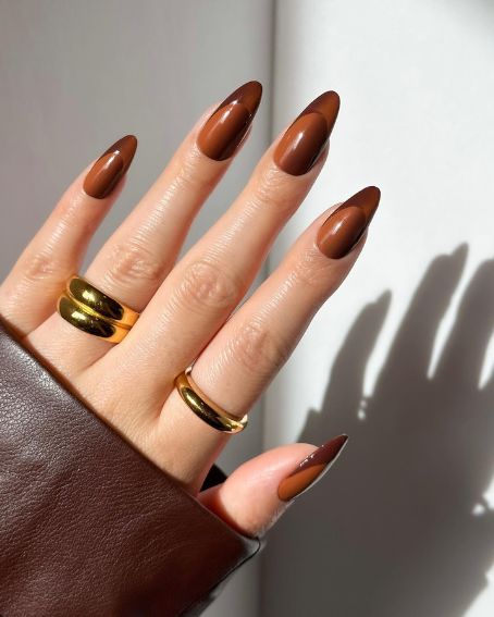 Two-toned Brown French Manicure