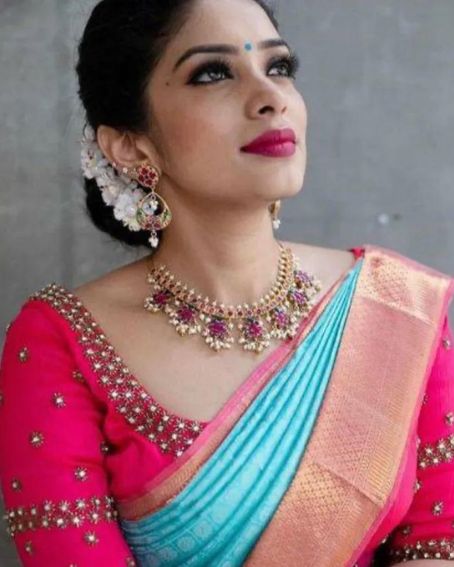Wedding Wear Designer Silk Saree With Blouse, Blouse Fabric_ Embroidered