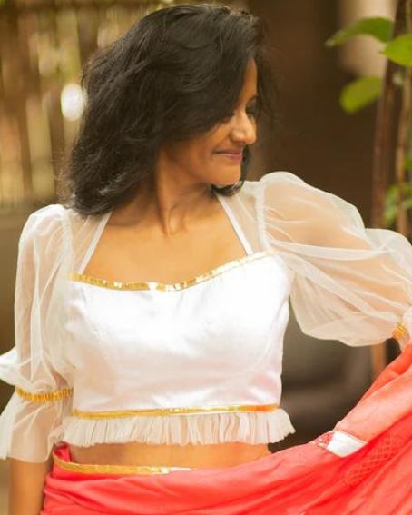 White net puff sleeved raw silk blouse with gota detailing and ruffles