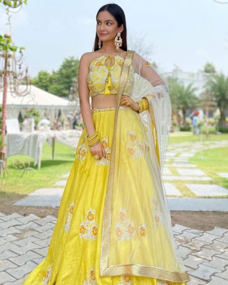 Anushka Sen's Yellow Stylish Haldi Wear Silk Lehenga Choli
