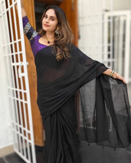 Black Plain Saree with Violet Blouse Design