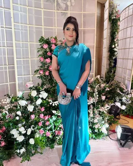Blue Plain Saree With High Neck Blouse For Wedding Guest Look