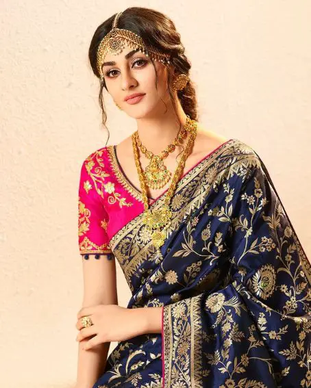Bridal Navy Blue Woven Banarasi Saree With Embroidered Pink Silk Blouse