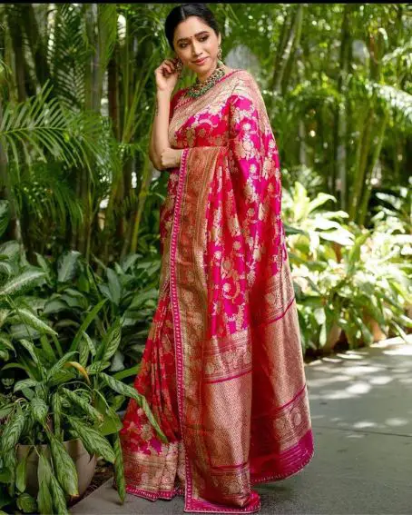 Elegant Banarasi Pink Saree With All Over Work