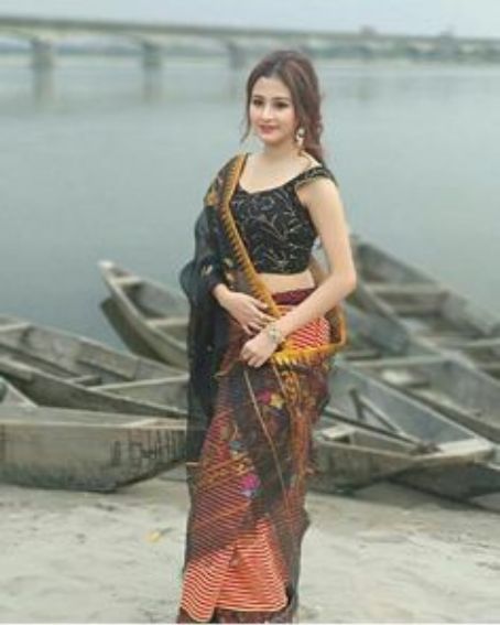 Manipuri Saree Drape (Manipur)