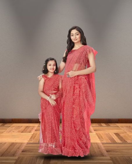 Pink Color With Sequins Saree Combinated Mother Daughter Saree Ideas