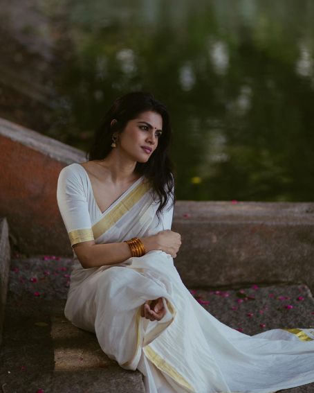 White Cotton Saree with Gold Border