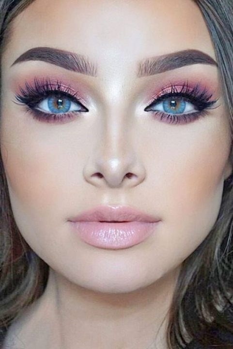 Charming Rose Gold Makeup for Blue Eyes