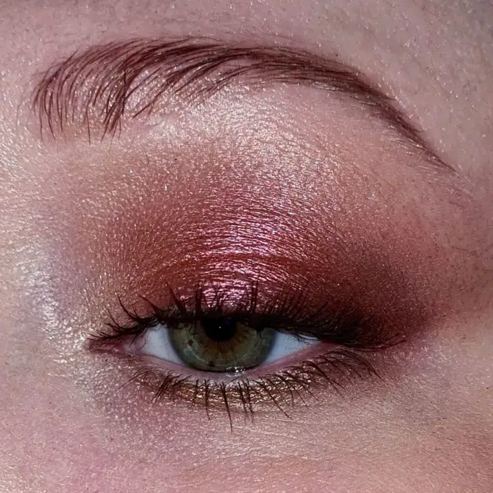 Golden Copper Plum Eye Makeup Look for Grren Eyes