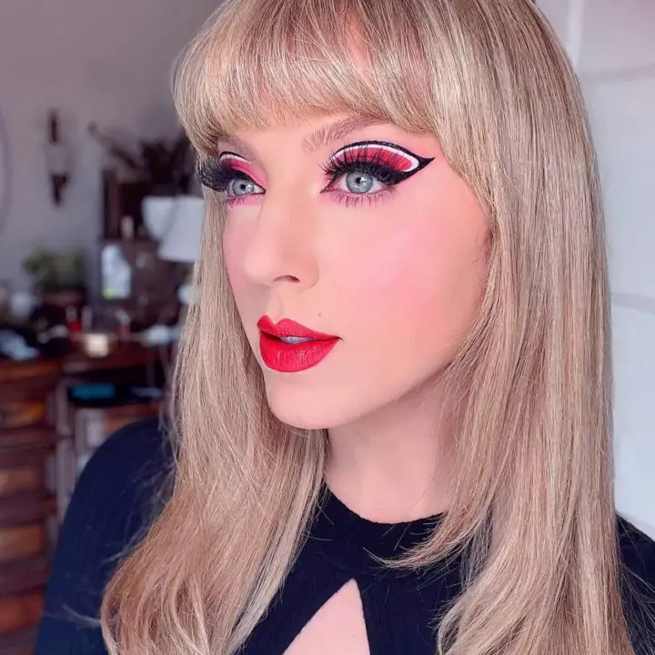 Graphic Liner Superhyped Liquid for Blue Eyes