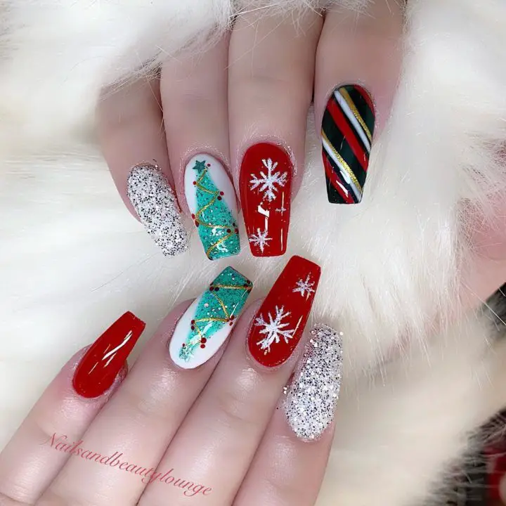 Snowflake Christmas Tree Nail Art