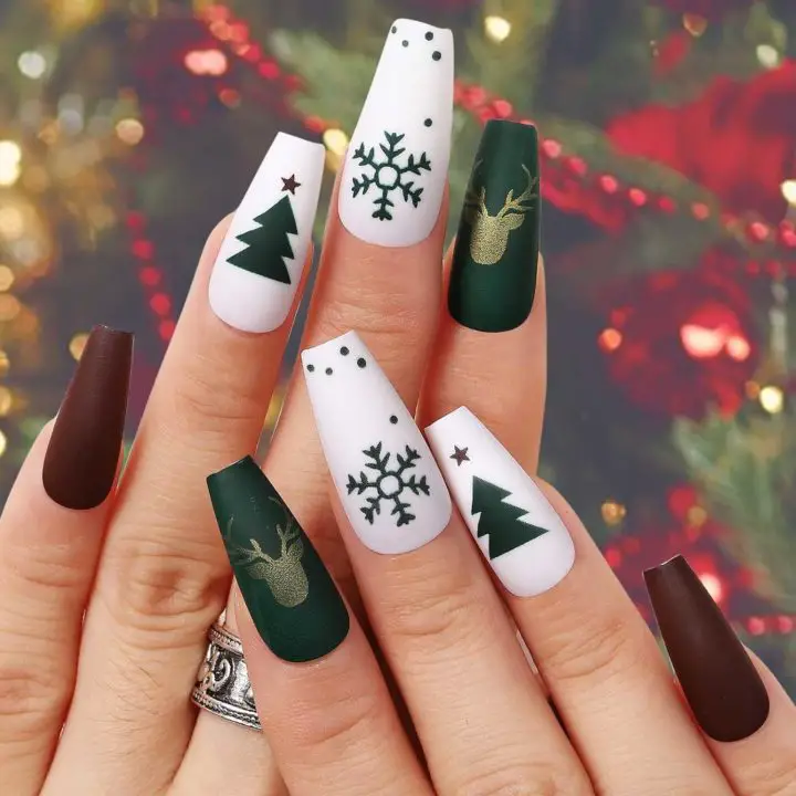 Xmas Nails Glue on Artificial Full Cover False Christmas Tree Nail Art