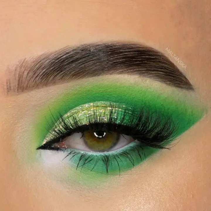 leaf green eyeshadow makeup for green eyes